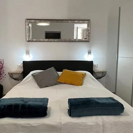 Apartamento Noa Old Town - - First Floor *