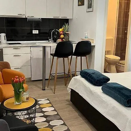 Noa Old Town - - First Floor Apartamento